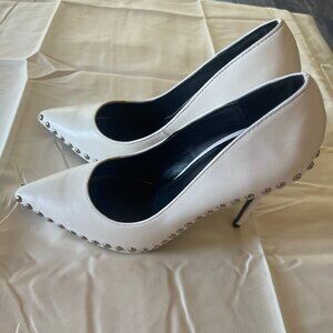 Wild Diva Lounge White Studded Stiletto Heels – Size 6